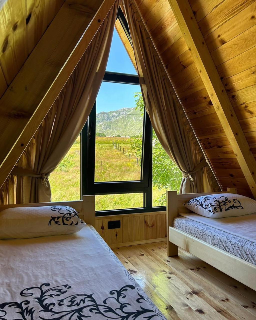 Вилла Anovi House Жабляк Экстерьер фото